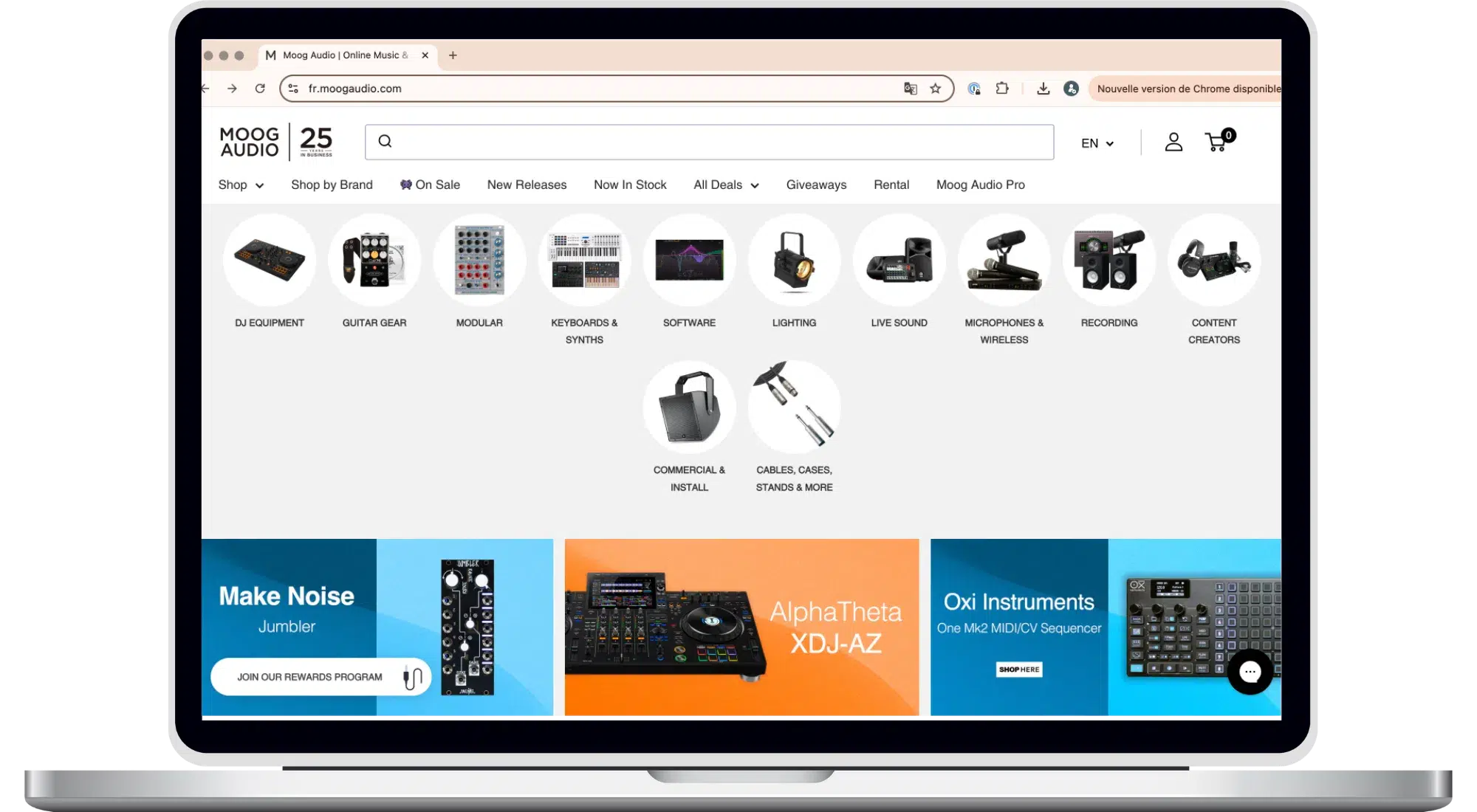 Capture d’écran du site Moog Audio affichant les catégories de produits audio comme DJ, synthétiseurs, microphones, logiciels, éclairage et enregistrements.